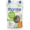 Generico Monge Snack Gatto Gift Hairball, snack per gatti adulti di tutte le taglie, gusto SALMONE con ERBAGATTA,senza cereali, per gatti con eccesso di palle di pelo | 3 bustine da 60 grammi l'una.