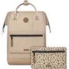 Cabaïa - Zaino Adventurer Lobito - Maxi 23L - Idrorepellente - scomparto per PC fino a 15″ - 2 tasche intercambiabili - Vegan certificato - Zaino da viaggio, lavoro e scuola - Beige