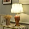 XINYASEE Lampada da tavolo in ceramica,lampada da comodino moderna tradizionale E27,lampada decorativa con paralume in tessuto,adatta per la decorazione di hotel,camera da letto e soggiorno (Rosso)