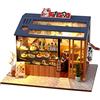 XLZSP Negozio di sushi in miniatura fai da te con mobili in miniatura per dessert e sushi, con luce LED, kit per casa delle bambole in miniatura, negozio di strada, casa delle bambole, modello in legno per