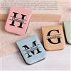 Drawelry Segnalibro in Pelle Personalizzato Magnetico con Foto e Nome Incisione, Clip per Segnalibbro Realizzate a Mano, Stile Retro, in PU Leather, Regali di Natale e Compleanno per Famiglia, Amici e
