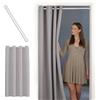 tinycurtains, tenda per porta o armadio con asta telescopica, facile da installare in 1 solo minuto senza forare (tenda grigio chiaro + asta bianca, larghezza porta 70-120 cm)