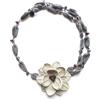 Handmade collana con fiore e perline, collana all'uncinetto