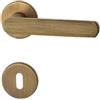 Ghidini Maniglia per porte interne NION, zama, in diverse finiture, con rosetta tonda Ø 50x5 mm e bocchetta foto CHIAVE, adatta per porte con spessore di 38-42mm (Z-BGO)