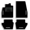 QUEMAR Tappetini Auto compatibili con Ford Fiesta MkVII 7 anche Hibrid dal 2017/Kit Tappeti Moquette e Gomma su Misura (Set 2 Anter.+2 Post.)/Ricami e Colori Personalizzati (4 Ricami, Bordo Bianco)
