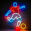 captainneon Lampada al neon a forma di giocatore di calcio, dimmerabile, luce notturna a LED, decorazione per feste di calcio, decorazione per camere da letto e regali, decorazione da parete sportiva rossa, 42,4