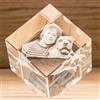 Inciso Cubo di Cristallo Personalizzato con Foto - Incisione 3D a Laser - Idea Regalo Personalizzabile con Fotografia e Scritta, per Famiglia, Regalo Laurea, Nozze, Fidanzati, San Valentino - CC60 6x6x6 cm