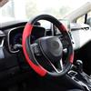 GIOVANNI BUTTI Coprivolante sportivo con design in carbonio, rosso, pelle sintetica di alta qualità, comfort ergonomico, perfetta vestibilità e resistenza allo scivolo, diametro 38 cm, vestibilità