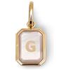 SINGULARU - Charm Personalizzato Letter Madreperla. Iniziale in Ottone con Finitura Placcata Oro 18 Kt. Ciondolo con Lettera e Dettagli in Madreperla. Gioielli da Donna. Lettera G