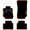 QUEMAR Tappetini Auto compatibili con Alfa Romeo Giulia dal 2016 / Kit Tappeti Moquette e Gomma su Misura (Set 2 Anteriori + 2 Posteriori) / Ricami e Colori Personalizzati (Bordo Arancio, 2 Ricami)