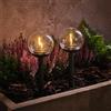 Lights4fun Set di 2 sfere solari da giardino | con LED bianco caldo | funzionamento solare | decorazione estiva primavera per esterni giardino terrazza balcone | nero | altezza 27 cm