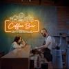 Maimeili Bar di caffè LED inciso 3D Segno di neon USB Luce regolabile Salone Bar Barbieri Pub Festa di nozze Salone Riunioni Sala giochi Uomo Grotta Arte di Natale Arredamento murale