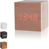 CLICLED Orologio Sveglia Digitale Da Comodino Cubo con Funzione Controllo del Suono Display Led Data Temperatura Da Tavolo Effetto Rovere Multifunzione