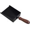 Arredo Stock Paletta per camini e stufe in ferro battuto con manico in legno, 36x15x2 cm.