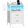 Hzuaneri Comodini con Luci LED e Stazione di Ricarica, Tavolino Moderno con Porte USB e Prese di Corrente, Comodini con Ripiano Aperto per Camera da Letto, Soggiorno, Bianco NS36113W
