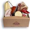 Moretti® Cesto Natalizio Artigianale con Salumi e Formaggi - Diverse Combinazioni - Perfetto per Regali di Natale 2025, Picnic Estivi e Aperitivi - Include Omaggi (Cestino Tradizionale)