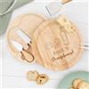 Wanapix | Tagliere per Formaggi Personalizzato | Include Set 4 Utensili in Acciaio Inox | Tagliere in Legno con Testo Inciso | 22ø cm | Cheeseboard