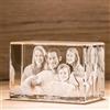 Inciso Rettangolo di Cristallo Personalizzato con Foto - Incisione 3D a Laser - Idea Regalo Personalizzabile con Fotografia e Scritta (Orizzontale, Max 4 Soggetti - 11x7,5x6,5 cm)