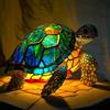Generic Luce notturna a LED 3D a forma di animale - Lampada da tavolo in resina e vetro colorata, graziosa decorazione in stile retrò per cameretta/ufficio(E*)