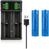 Generic USB Caricabatterie con 2 Pezzi 2200 mAh Batterie Button Top Ni-MH, 2 Baie Display LCD Caricatore USB Universale Batteria Caricatore per Fotocamera/Piccolo Ventilatore/LED Lampada Frontale/Luci Solari