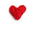 Meraki Studio spilla cuore e biglietto di auguri, rosso, regalo per fidanzata/sorella/madre, San Valentino, all'uncinetto