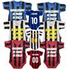 PELUSCIAMO Body Calcio Di Padre In Figlio | Bianco Nero Rosso Nero Nero Azzurro | Baby Tifosi Juventini Interisti Milanisti | Personalizzabile Con Nome e Numero | PS 32764-MIX3