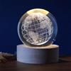 I-TOTAL®- Sfera di vetro 3D con LED RGB effetto sul soffitto, luce notturna per bambini, lampada da notte con base in legno, tema fantasy, decorazione in cristallo disegno (MONDO)