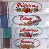 RICAMI FIORENTINI BALDI 4 asciugapiatti da cucina con ricamo 4 stagioni, strofinacci 100% cotone spigato ricamato. Idea regalo. (ricamo stagioni)