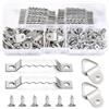 YIXISI 100 Pezzi Ganci Cornici Quadri Set, Ganci a Dente di Sega, Triangolo Anello Gancio, Ganci Appendi Quadri, con 150 Pezzi Viti, per Foto Pitture, Decorazione Della Casa, Argento