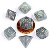 Metallic Dice Games Set di mini dadi grigi con numeri argentati