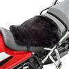 MotoCoverz Adventure - Cuscino per sella in pelle di pecora, in vera pelle di pecora, cuscino imbottito in schiuma per lunghe pedalate, vestibilità universale, design antiscivolo (nero)