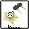 GSC RICAMBI SRL SERRATURA QUADRO AVVIAMENTO ACCENSIONE SELETTORE COMPLETO DI 2 CHIAVI COMPATIBILE PER PIAGGIO VESPA PX PRIMA SERIE.