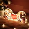 CUIGOI Lettera personalizzata Collage di cuori Lampada da notte Alfabeto cuore Luci da comodino Lampada con cornice fotografica Collage di immagini di famiglia Regalo,Luce acrilica per collage di immagini