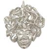 Segni d'Argento® Ciondolo Medusa in Argento 925 massiccio. Catenina in Ag 925 inclusa. Scolpito a mano con l'antica tecnica della cera persa da laboratorio artigiano orafo italiano.