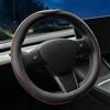 LKWLIKEI - Coprivolante in nappa, ultra sottile, per Tesla Model 3/Y, design antiscivolo, accessorio per modificare gli interni dell'auto, nero e rosso