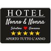 Colorfamily Tappeto Zerbino personalizzato con nome Hotel Nonni Nonno Nonna Idea regalo Natale Compleanno Festa Ingresso Casa 60x40 cm