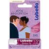 Labello Bridgerton Limited Edition Blackberry Pie 4.8 g, Balsamo labbra colorato in edizione limitata, Burrocacao labbra lip balm idratante 24h con aroma di Mora e dal colore brillante
