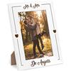 Maverton Cornice Foto - Bianca - in Legno - 20,2x27 cm - cornici A5-15x21 cm - da Personalizzare con Incisione - Porta Foto da Parete - Portafoto da Tavolo - per le Coppie - Cuore