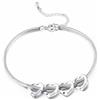 Amsgedhie Bracciale personalizzato con cuore e pietra del mese di nascita - Bracciale da donna con nome inciso e catena regolabile per mamma o nonna, regalo per la Festa della Mamma e Natale (Nomi 4)