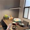 LFLA Lampada a sospensione a LED Moderna Dimmerabile con Telecomando lunga Striscia design lineare sala da Pranzo Lampada Altezza Regolabile sala da Pranzo Cucina Ufficio Lampadario (120cm, Nero)