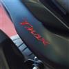 labelbike - 2 Adesivi 3D Moto Scooter Scritta TMAX in Resina compatibile con Yamaha TMAX 560 2022-2025 - Colore Rosso
