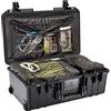 PELI 1535TRVL Travel Air Case, Valigia trolley a prova di urti con ruote per viaggiatori abituali, Impermeabile e resistente alla polvere, Capacità 26L, Fabbricata in USA, Con inserto da viaggio, Nero