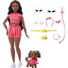Barbie Twinning Looks Bambola con cane in coordinato a righe rosse e accessori per occhiali da sole e fasce, capelli neri ondulati