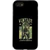 Retro Bigfoot Playing Guitar Birthday Pa Custodia per iPhone SE (2020) / 7/8 Chitarra Bigfoot Sasquatch Vintage 2016, edizione limitata