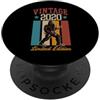 Retro Bigfoot Playing Guitar Birthday Pa Chitarra a tema Bigfoot Sasquatch Vintage 2020 Edizione Limitata PopSockets PopGrip Adesivo