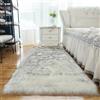 Tomifine Faux Tappeto di Pelle di Pecora, Lana Agnello Imitazione Tappeti Pelliccia Sintetica Decorativa, Adatto per Tappeto per Soggiorno, Tappetino per il Letto (100 x 200 cm,Grigio Bianco)