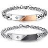 Kim Johanson, coppia di bracciali in acciaio inox con scritta "Close to Me" [in inglese], per innamorati, in oro rosa e nero, ricoperto con pietre di zirconia cubica, con busta regalo.