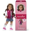 American Girl, Truly Me #117 - Bambola da 45,7 cm con occhi castani, capelli ondulati castano scuro con riflessi chiari, pelle marrone chiaro, per bambini dai 6 anni in su