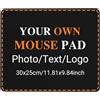 QIHENGPLUS Personalizzato Foto Mouse Pad, personalizzato bordi cuciti scrivania Mat con la vostra immagine e testo, creativo Logo Regali 30x25 cm