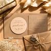 Bifulco Biancheria Targhetta "Vuoi Essere la Mia Madrina?" Personalizzata - Con Biglietto Dedica e Busta con Fiori - Regalo Battesimo Originale in Legno Artigianale